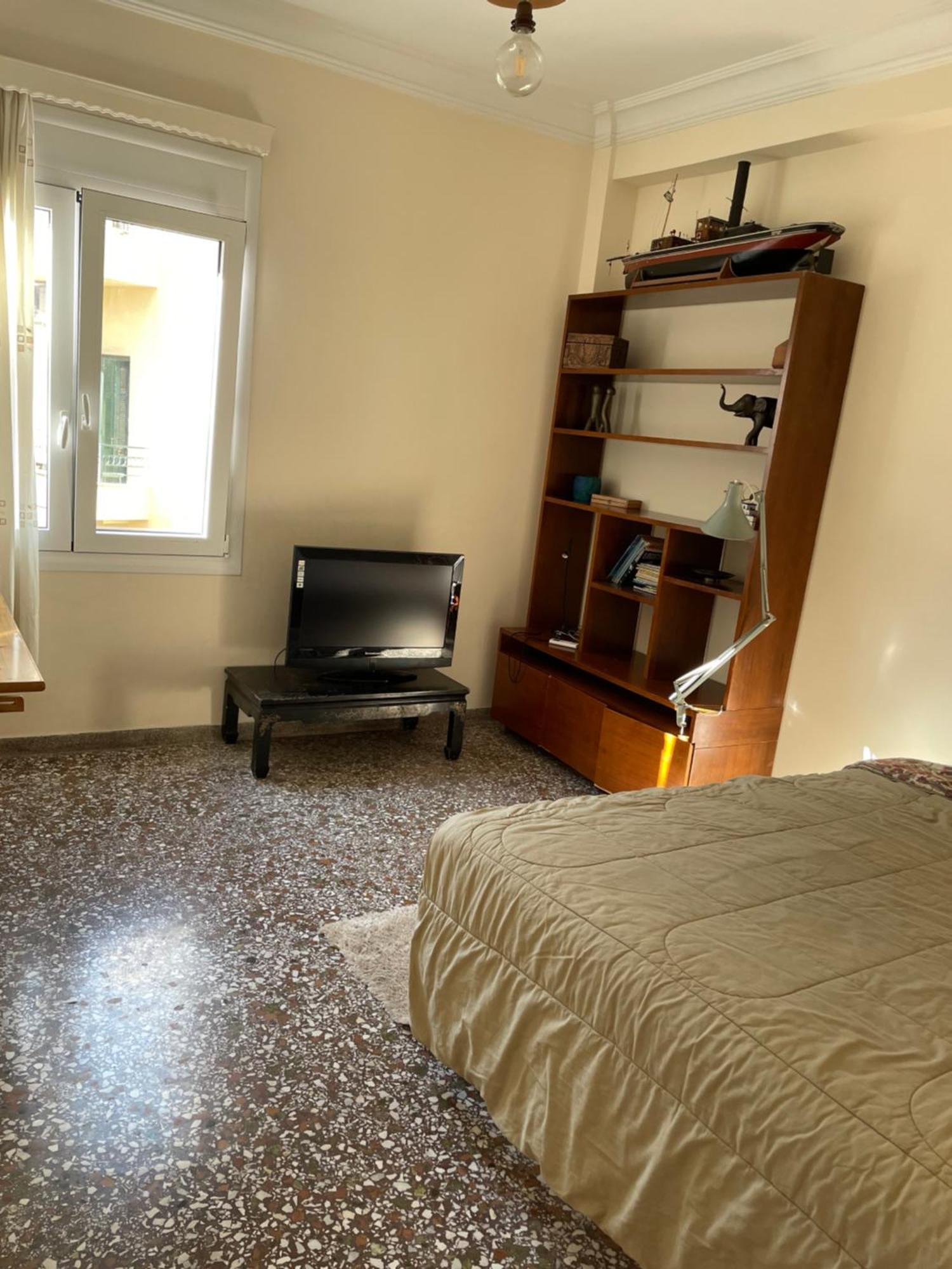 Daire Quiet Bright Just Renewed Floor At Lycabetous